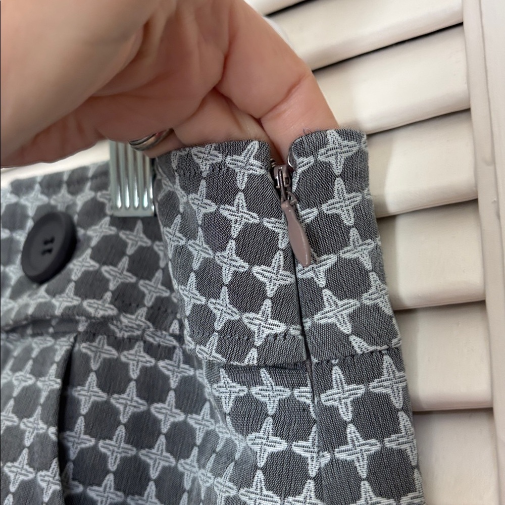 Gray Patterned Dot Skirt - image 4